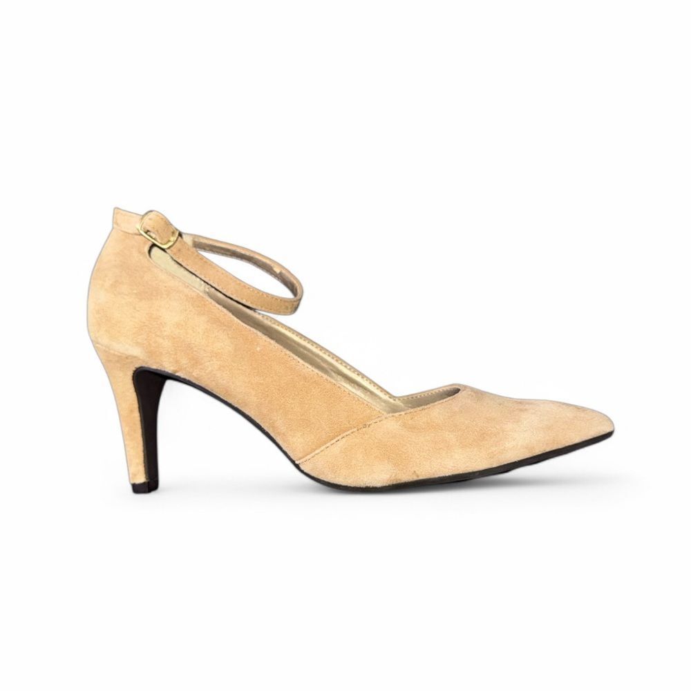 Adrienne‎ Vittadini Camel Suede Pointed Toe Ankle Strap Heels Size 7 High Heel
